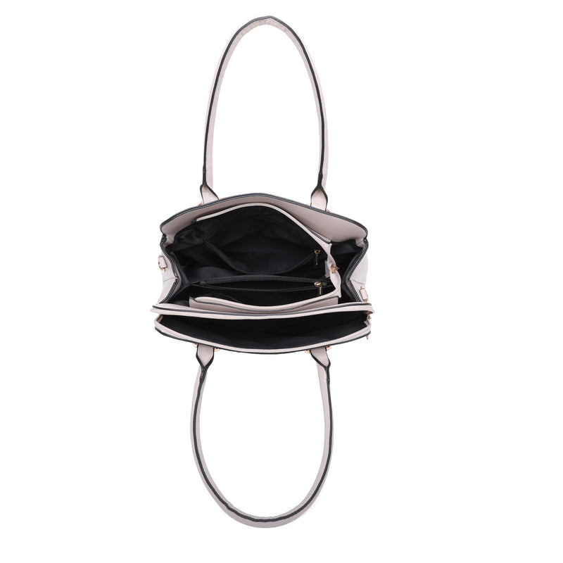 Sleek & Structured Handbag – A Perfect Blend of Style and Function.