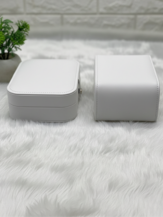 PORTABLE JEWELRY STORAGE BOX