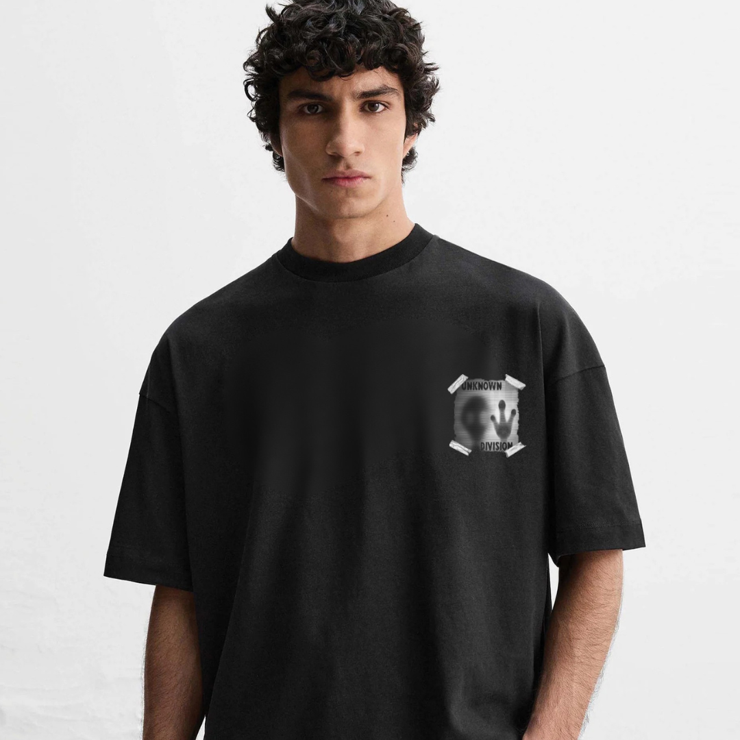 Mens-oversized-unknown-division-glitch-front-graphic-tee